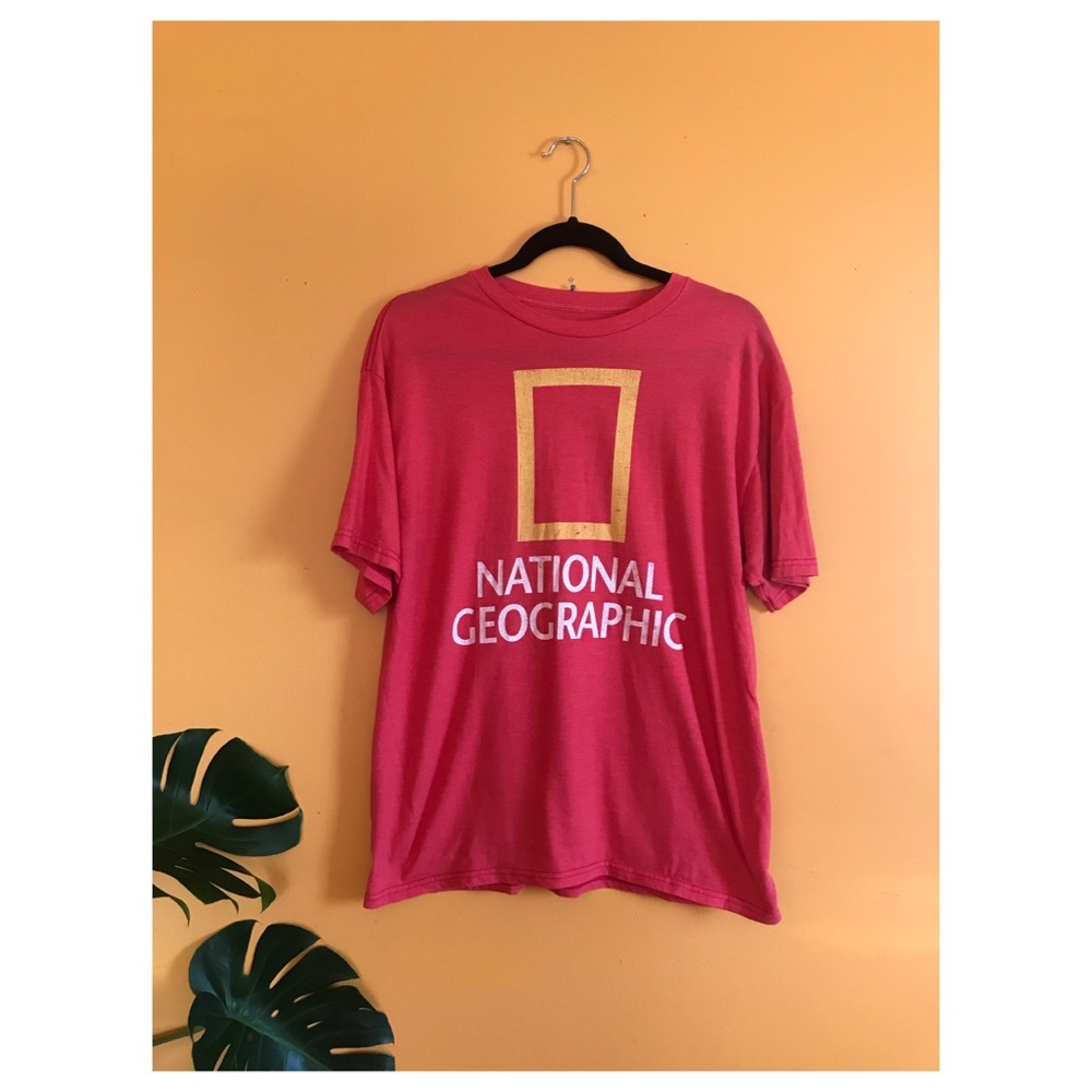 Vintage National Geographic t-shirt